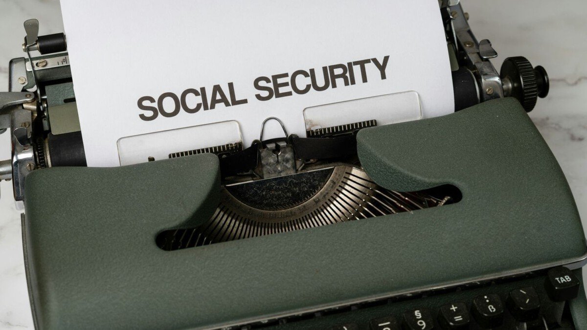 Why You Need to Start Your Social Security Claim 4 Months Early: 7 Steps to Prevent a Delay at the Worst Possible Moment