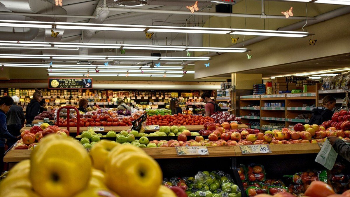 Popular Grocery Chains Are Quietly Changing Senior Discount Days — Here’s When to Shop
